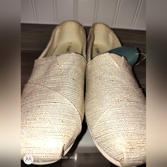 Women's size 12 Toms - Picture 11 of 12